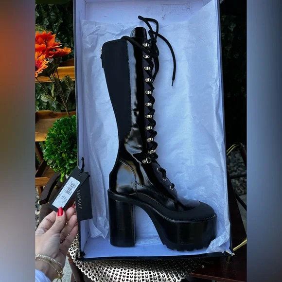 Stunning Versace Medusa Boots 💕 - Picture 10 of 16